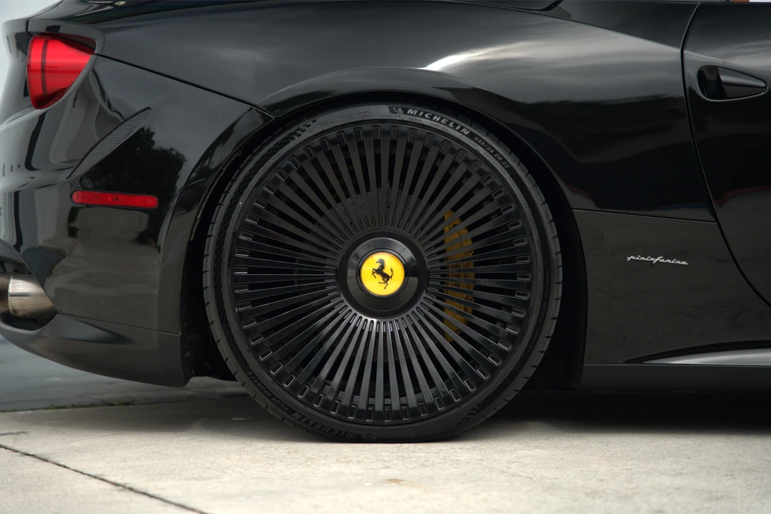 2012 Ferrari FF - Image 30 of 31