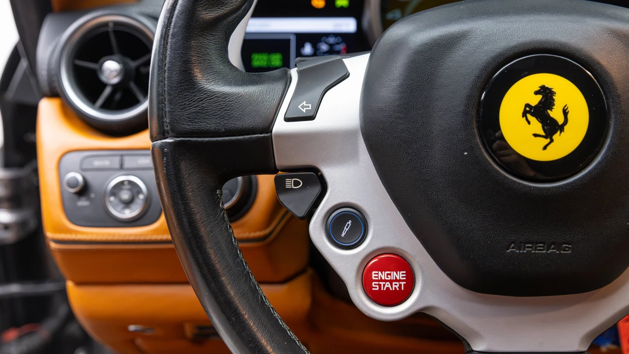 2012 Ferrari FF - Image 20 of 31