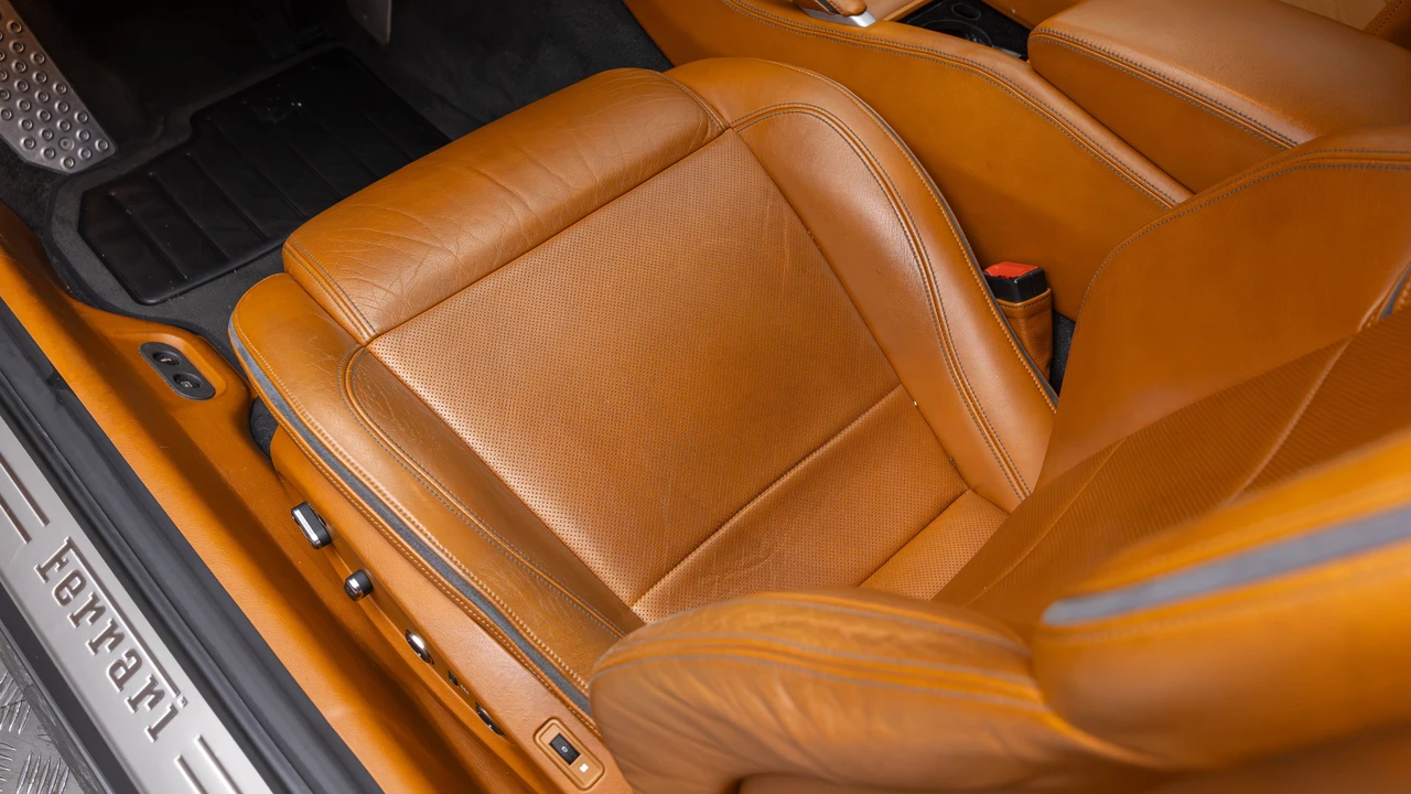 2012 Ferrari FF - Image 17 of 31