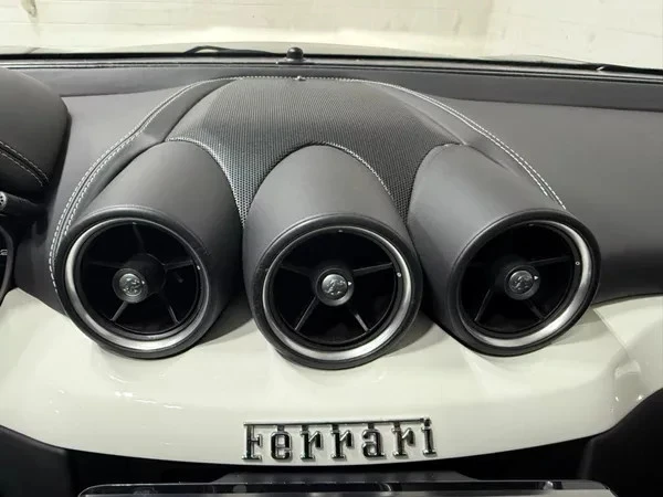 2012 Ferrari FF - Image 10 of 19