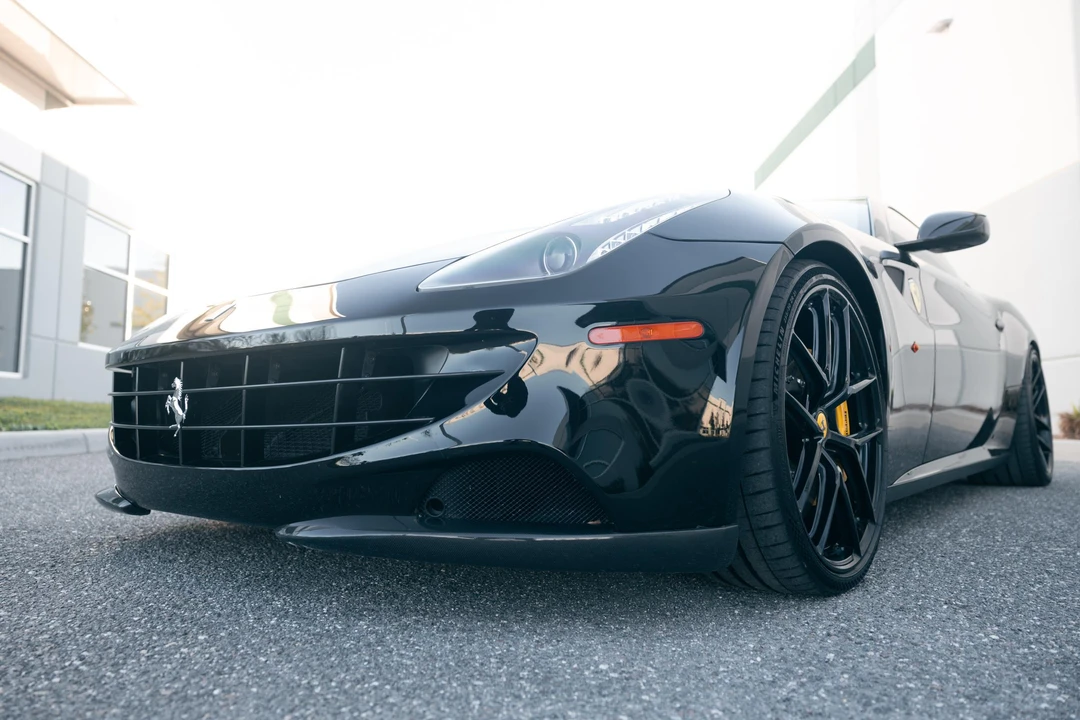 2012 Ferrari FF - Image 27 of 31