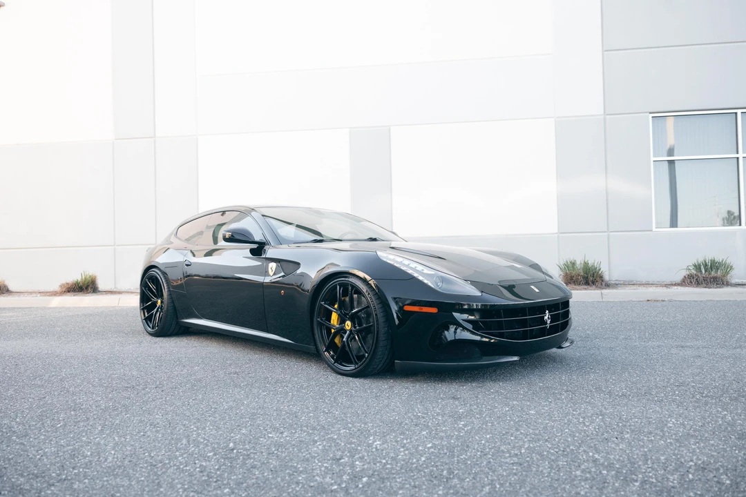 2012 Ferrari FF - Image 19 of 31