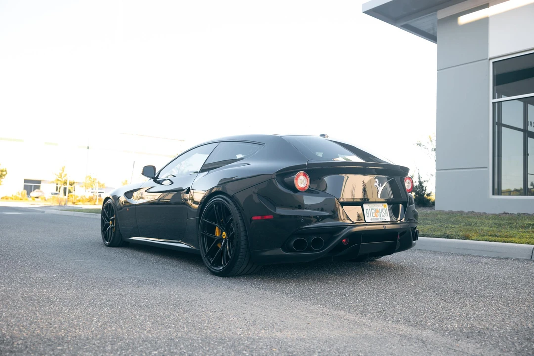 2012 Ferrari FF - Image 12 of 31