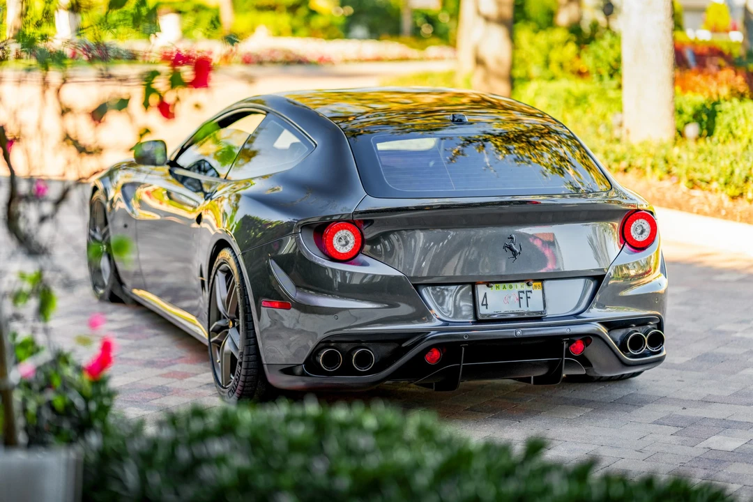 2012 Ferrari FF - Image 12 of 31
