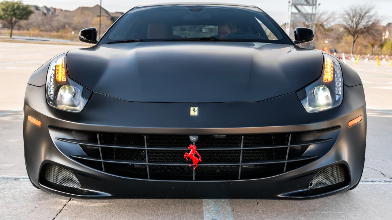 2012 Ferrari FF - Image 12 of 31