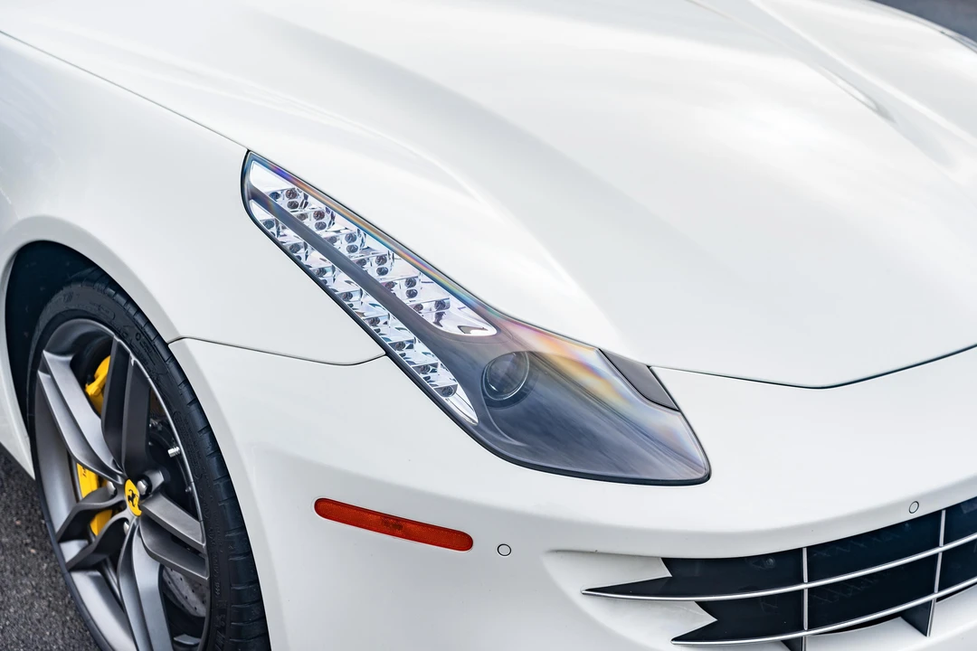 2012 Ferrari FF - Image 12 of 31