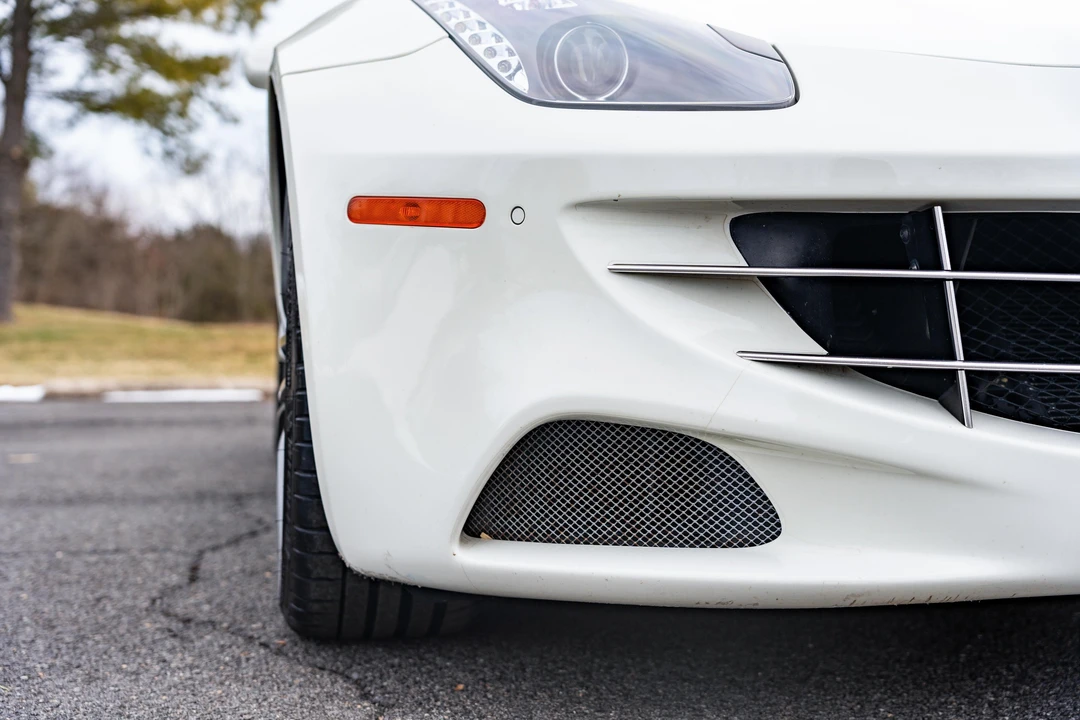 2012 Ferrari FF - Image 13 of 31