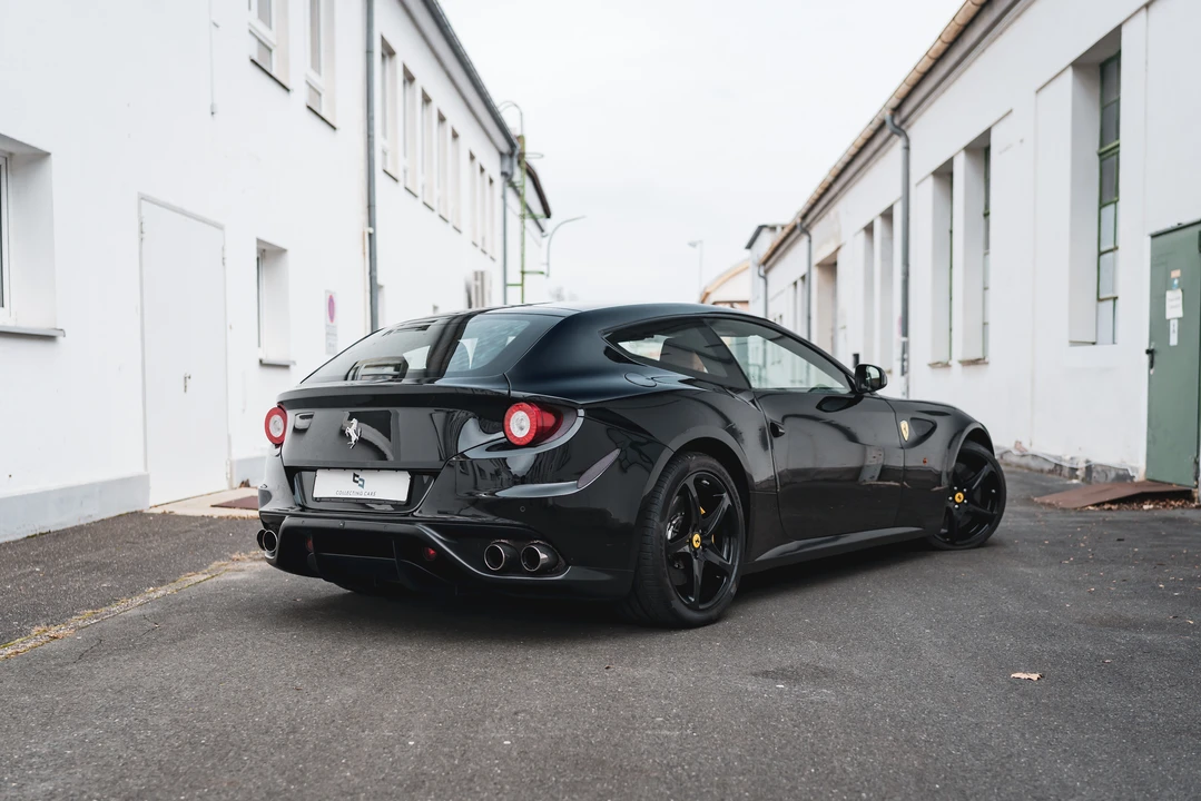 2012 Ferrari FF - Image 7 of 31