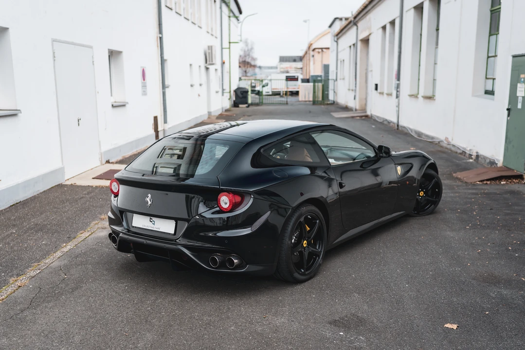 2012 Ferrari FF - Image 14 of 31