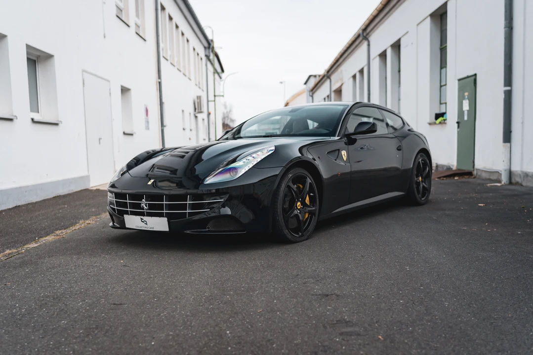 2012 Ferrari FF - Image 3 of 31