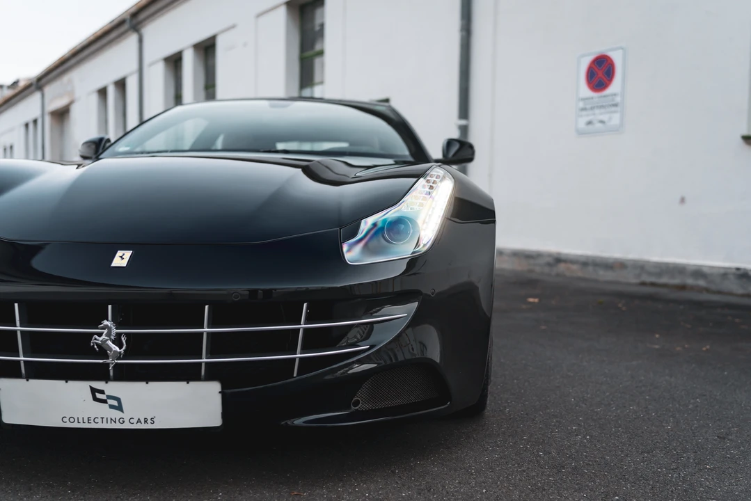 2012 Ferrari FF - Image 24 of 31