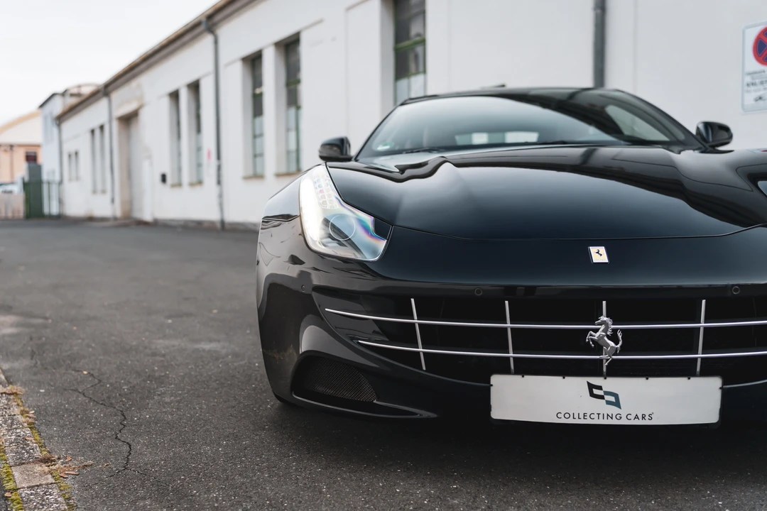 2012 Ferrari FF - Image 25 of 31