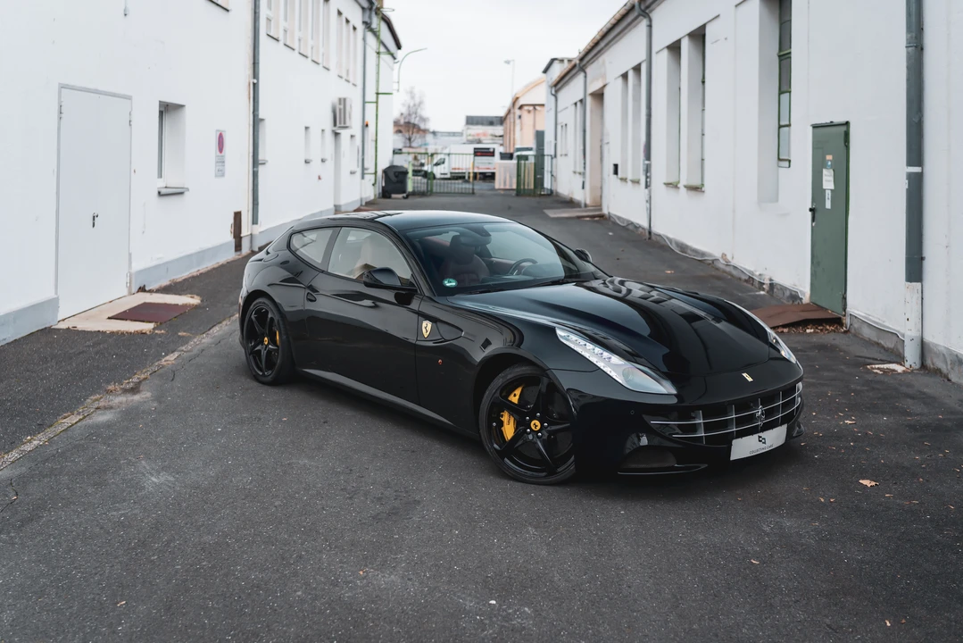2012 Ferrari FF - Image 9 of 31