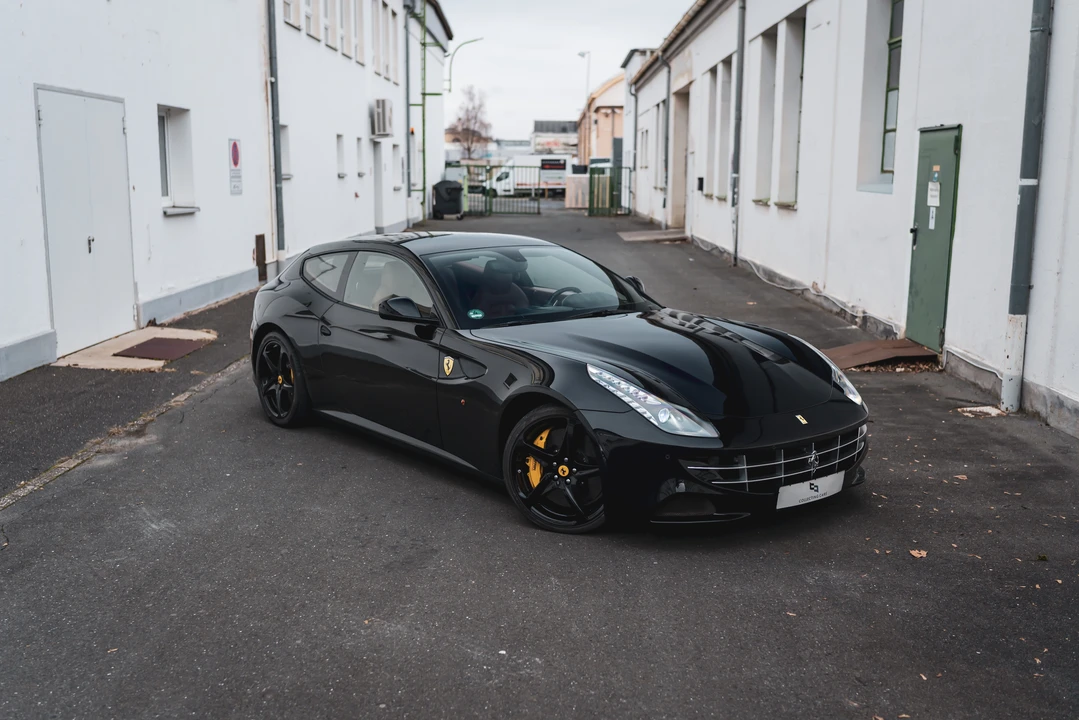 2012 Ferrari FF - Image 15 of 31