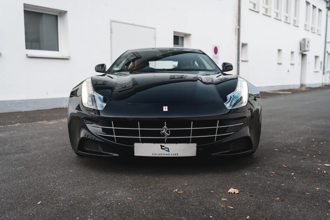 2012 Ferrari FF - Image 2 of 31