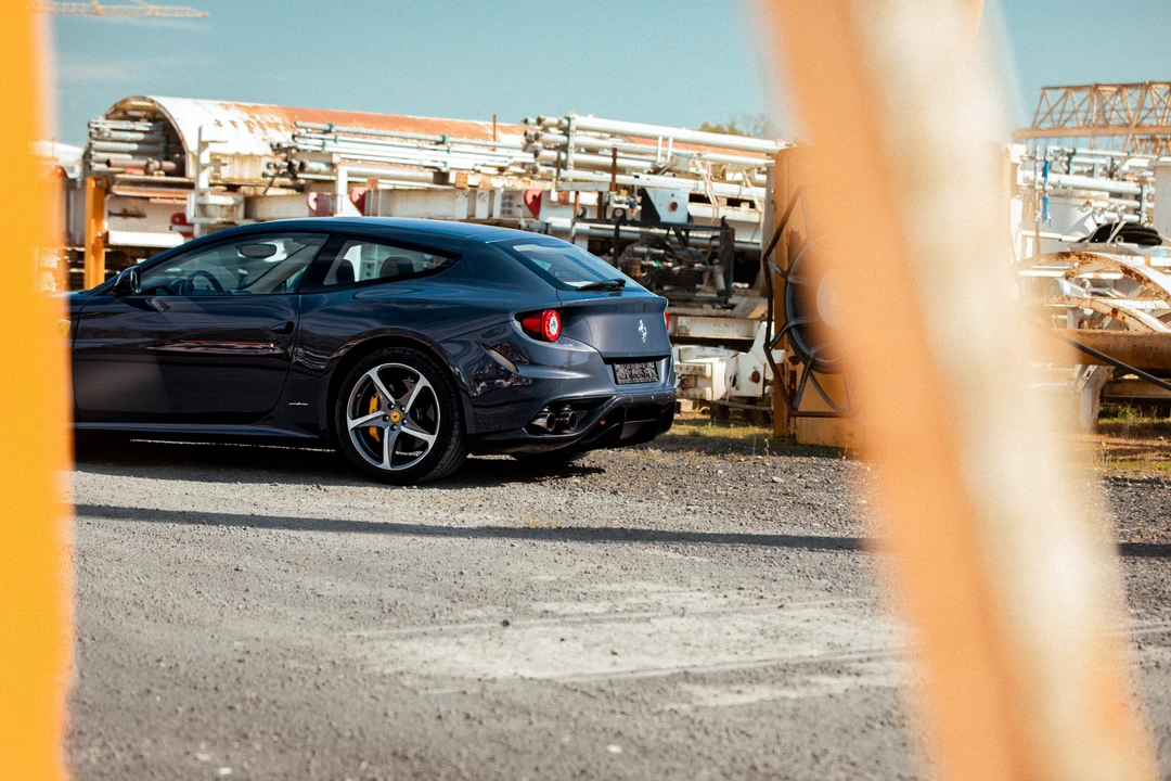 2012 Ferrari FF - Image 10 of 31
