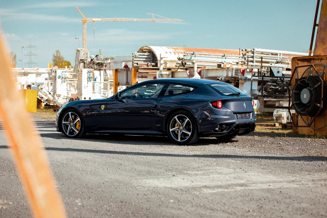 2012 Ferrari FF - Image 11 of 31