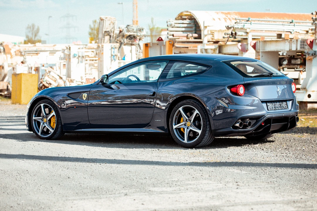 2012 Ferrari FF - Image 5 of 31