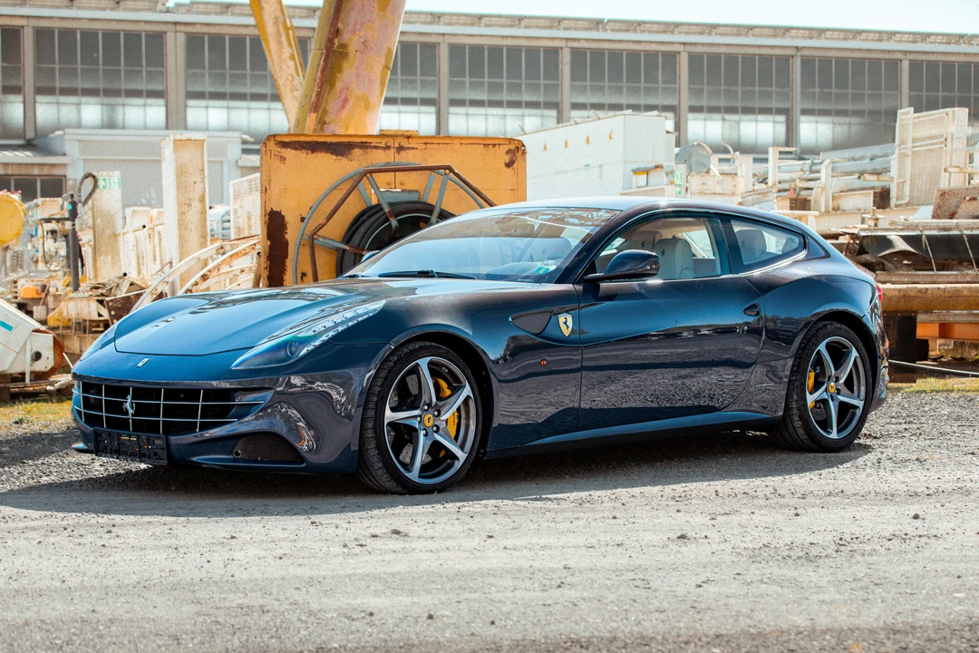 2012 Ferrari FF - Image 14 of 31