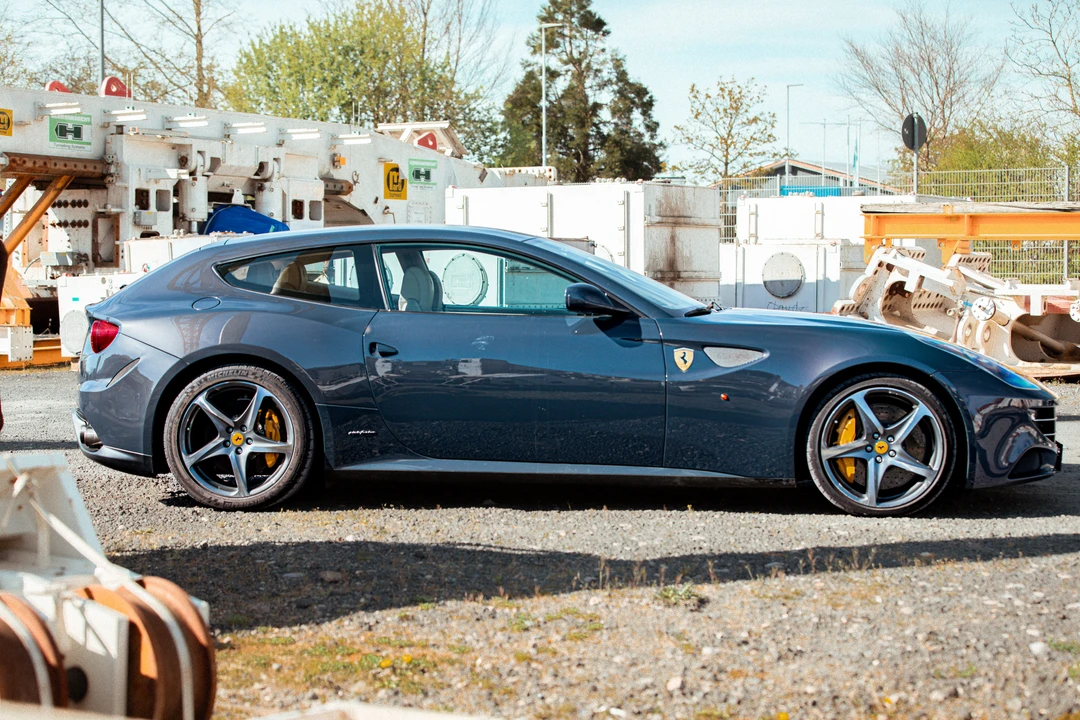 2012 Ferrari FF - Image 22 of 31
