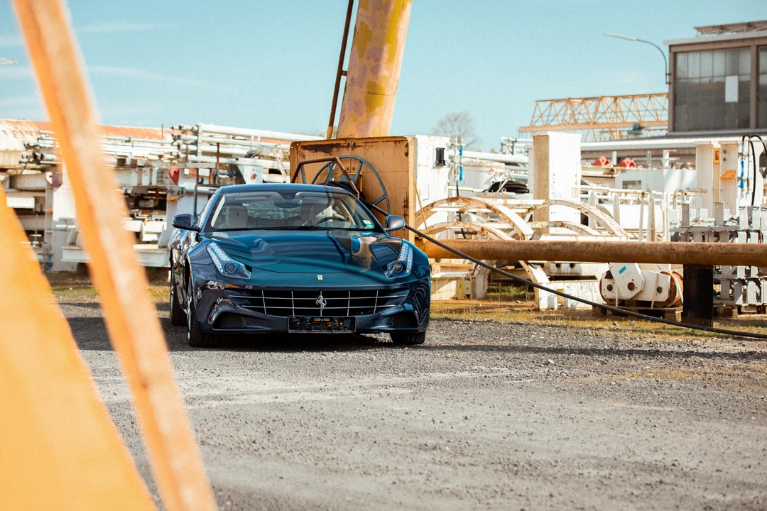 2012 Ferrari FF - Image 28 of 31