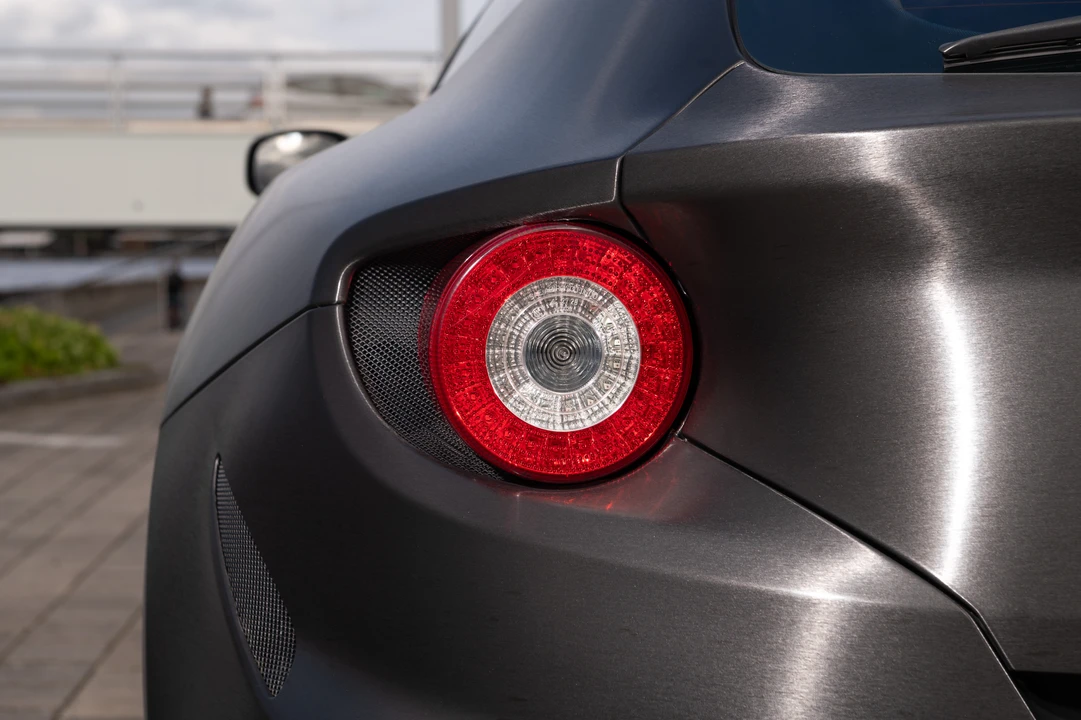 2012 Ferrari FF - Image 21 of 31
