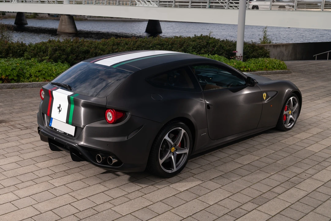 2012 Ferrari FF - Image 8 of 31