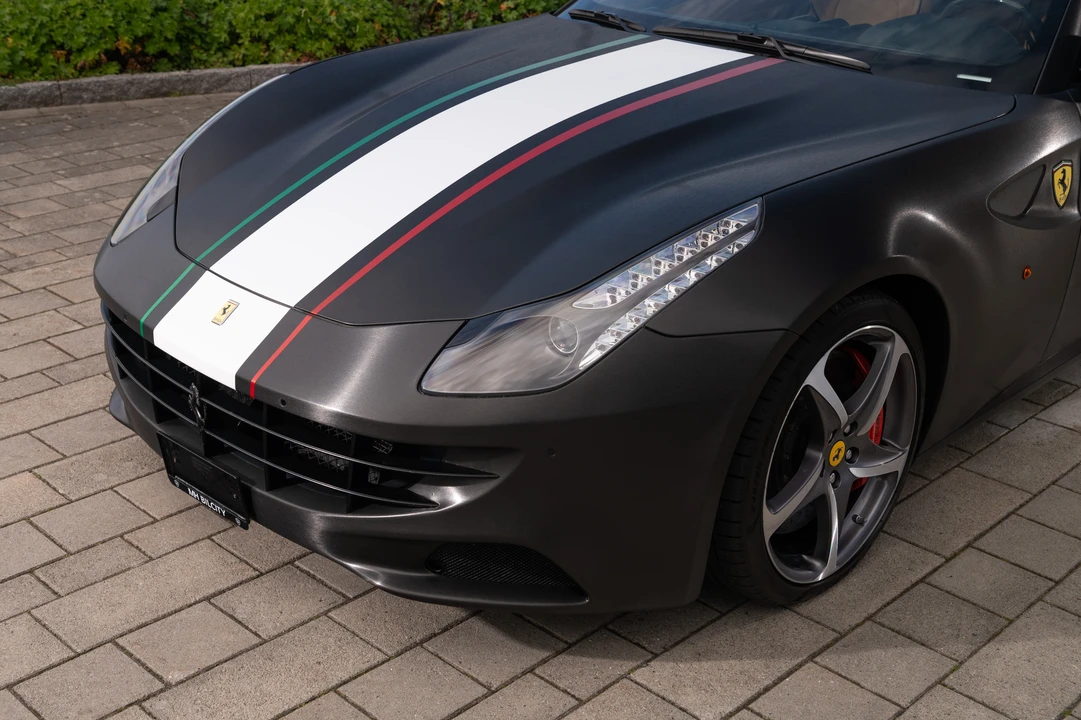 2012 Ferrari FF - Image 17 of 31