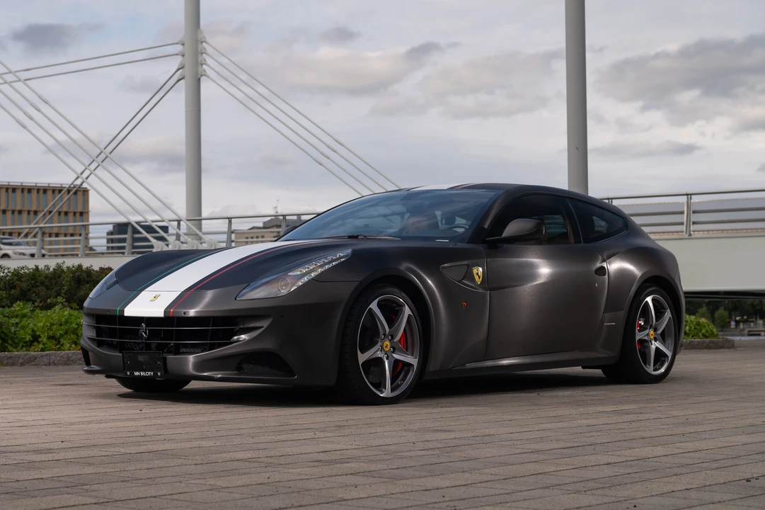 2012 Ferrari FF - Image 2 of 31