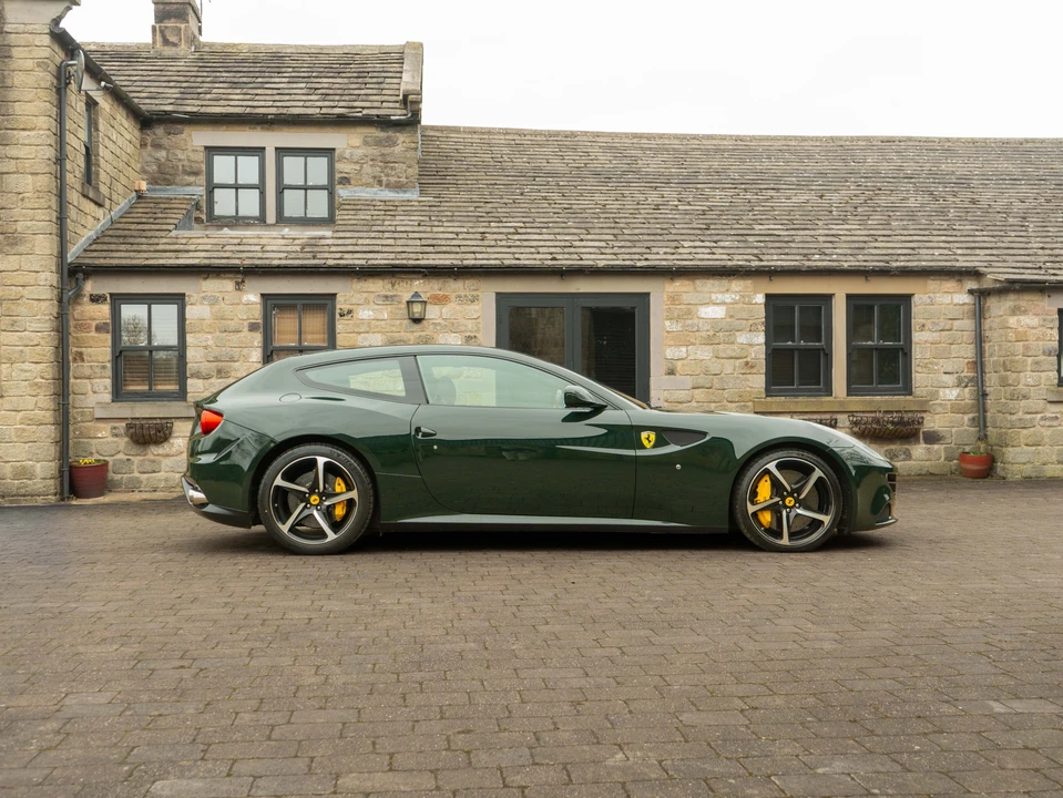 2012 Ferrari FF - Image 5 of 31