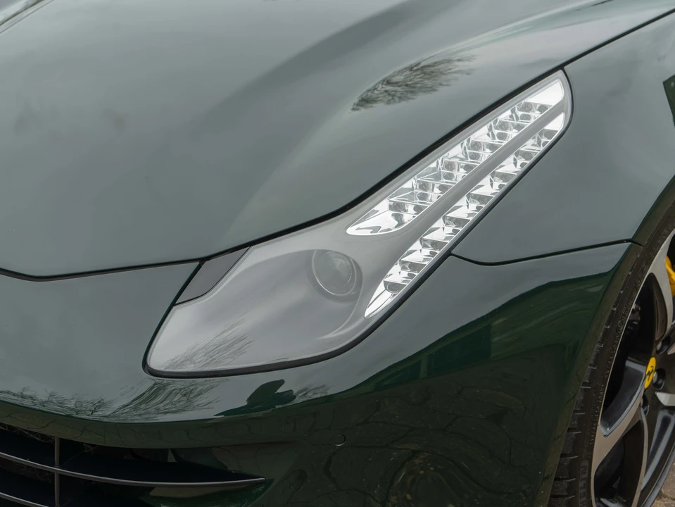 2012 Ferrari FF - Image 24 of 31