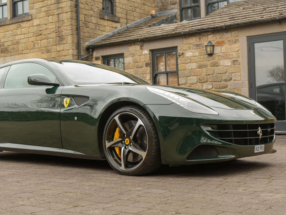 2012 Ferrari FF - Image 14 of 31