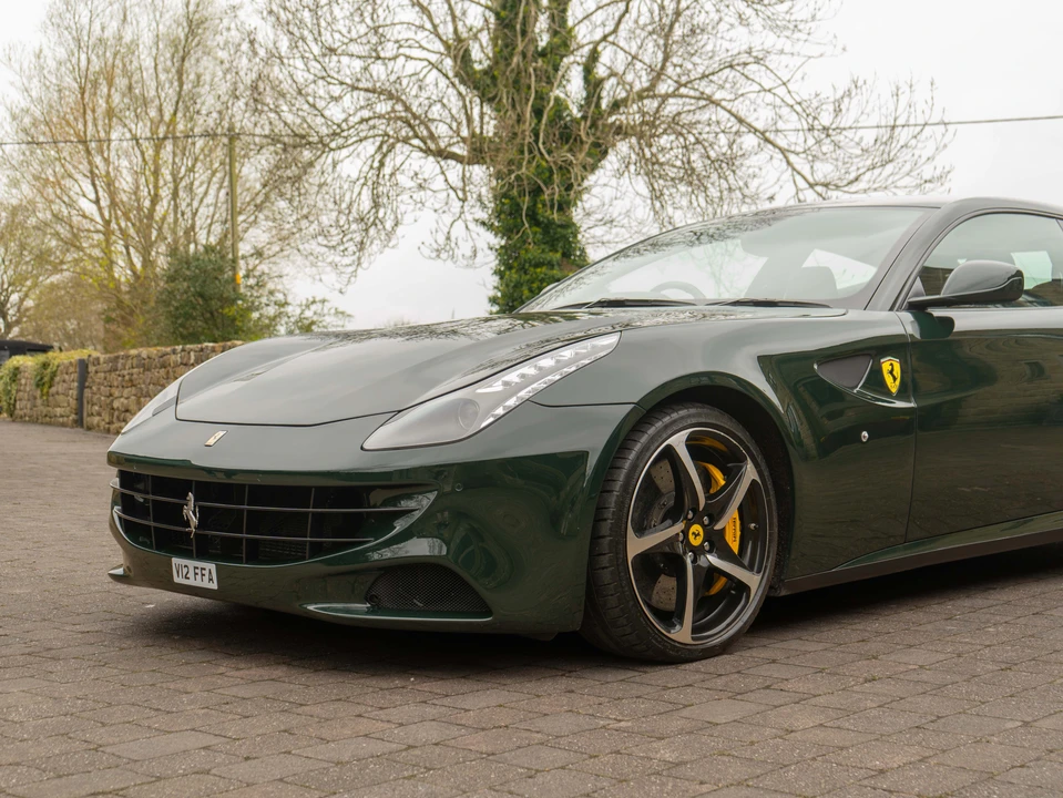 2012 Ferrari FF - Image 15 of 31