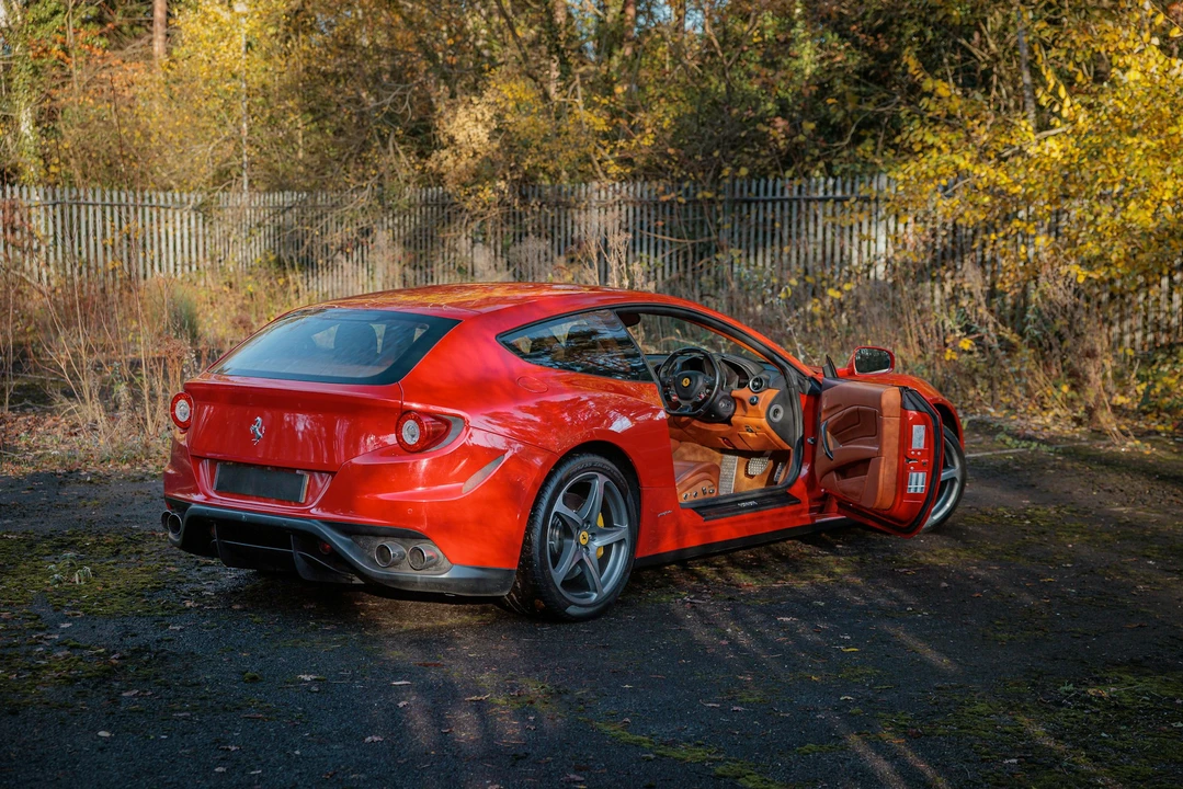 2012 Ferrari FF - Image 17 of 21