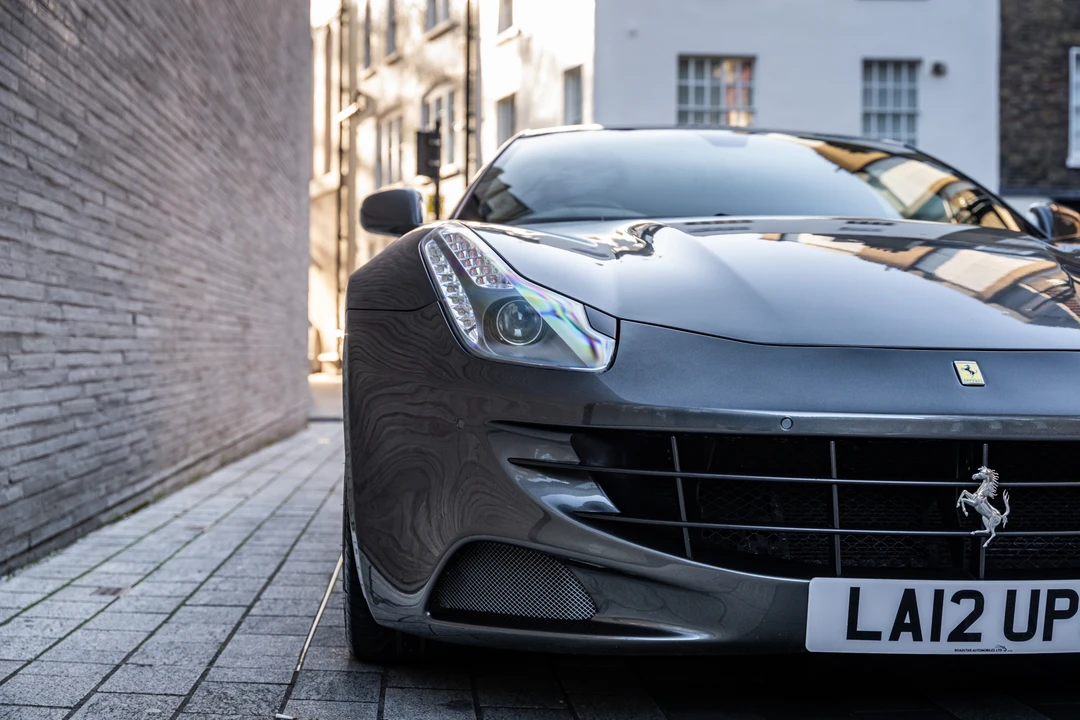 2012 Ferrari FF - Image 17 of 31
