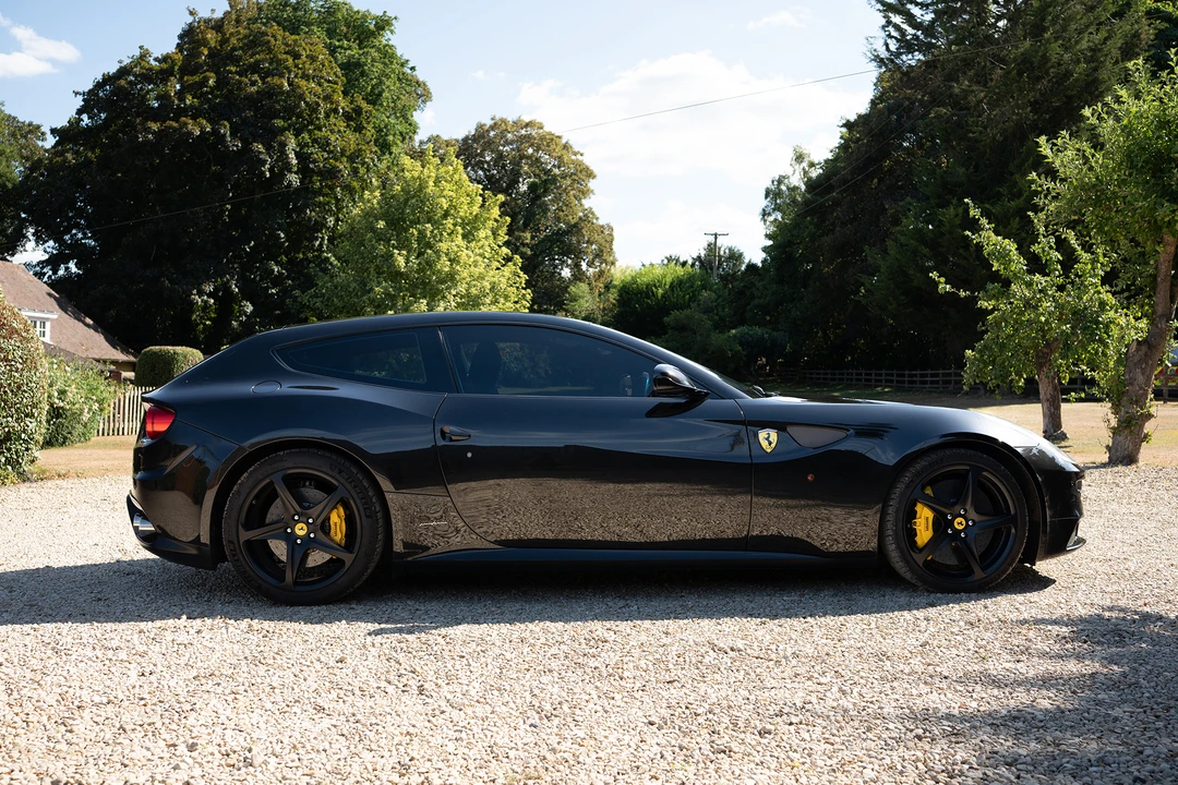 2012 Ferrari FF - Image 8 of 31