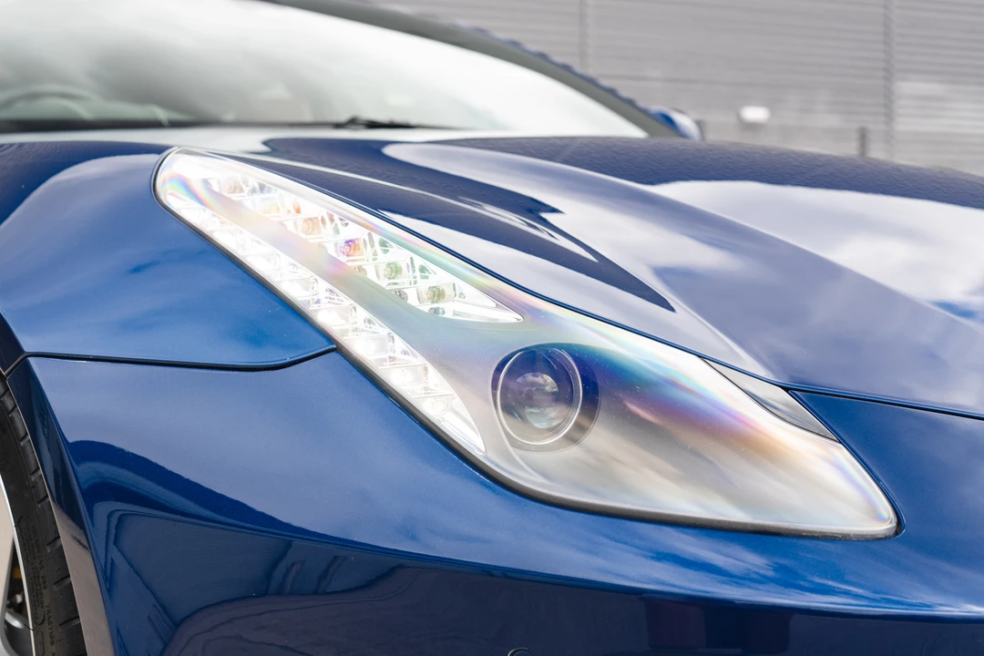 2012 Ferrari FF - Image 14 of 31