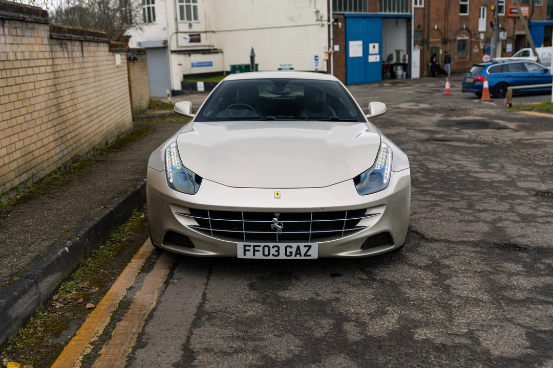 2012 Ferrari FF - Image 11 of 31