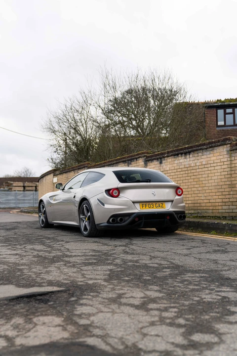 2012 Ferrari FF - Image 25 of 31