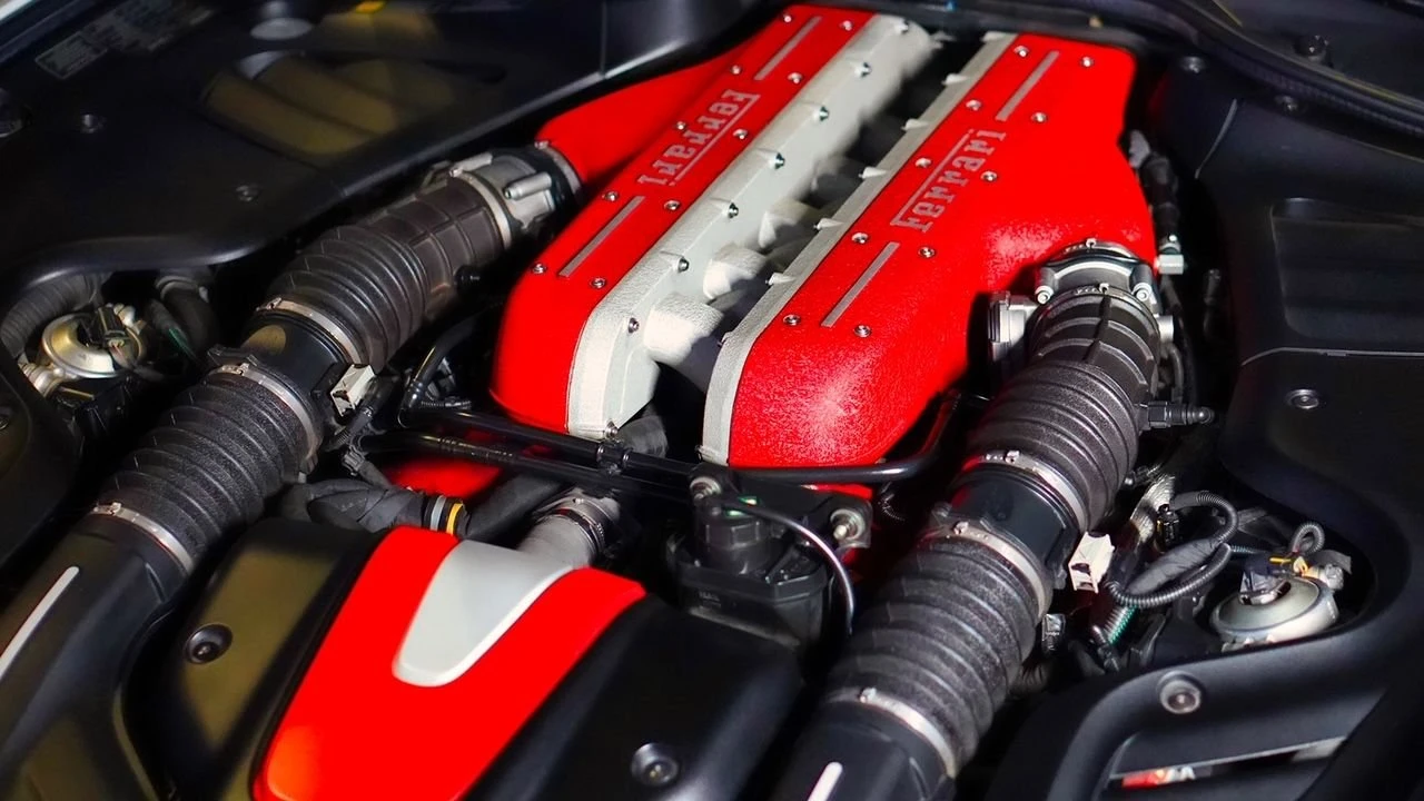 2012 Ferrari FF - Image 11 of 25