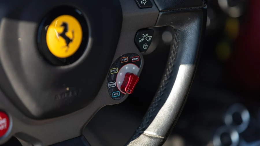 2012 Ferrari LaFerrari - Image 22 of 31