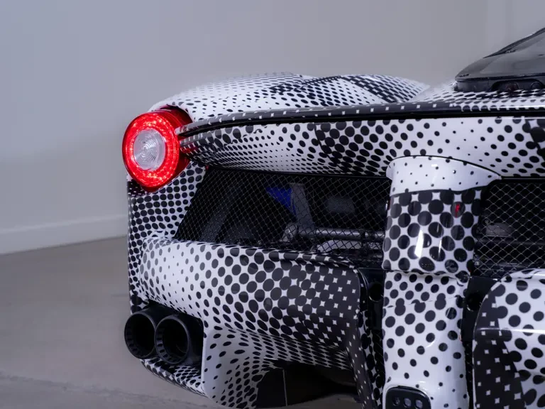 2012 Ferrari LaFerrari - Image 21 of 31