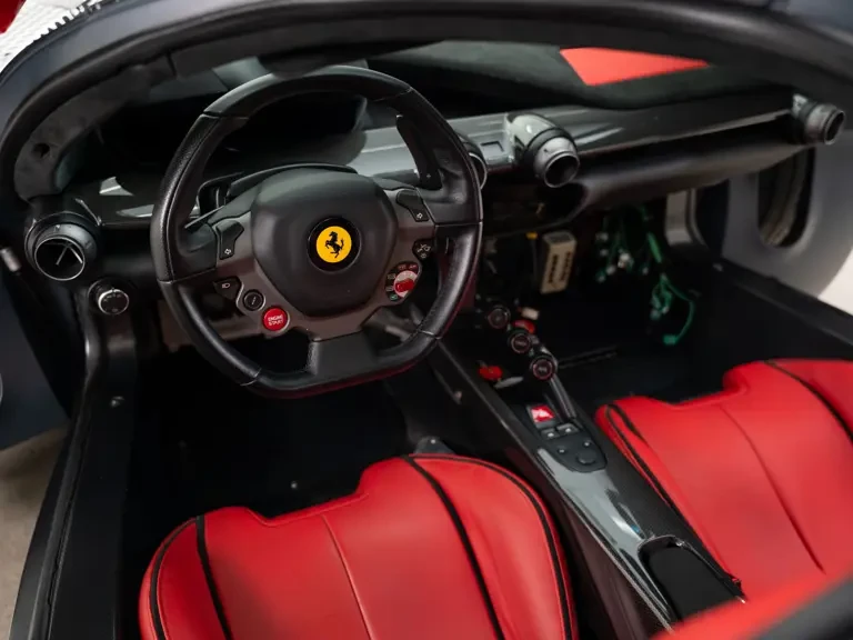 2012 Ferrari LaFerrari - Image 26 of 31