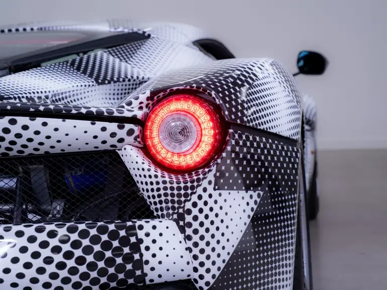 2012 Ferrari LaFerrari - Image 20 of 31