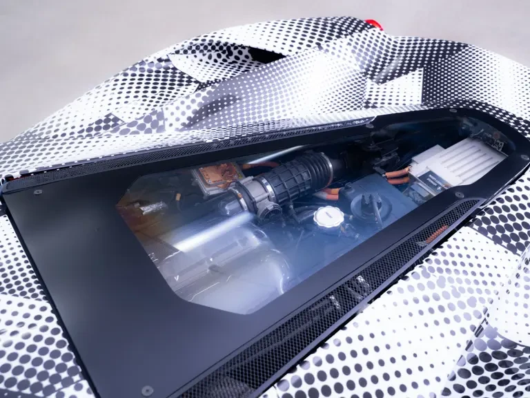 2012 Ferrari LaFerrari - Image 23 of 31
