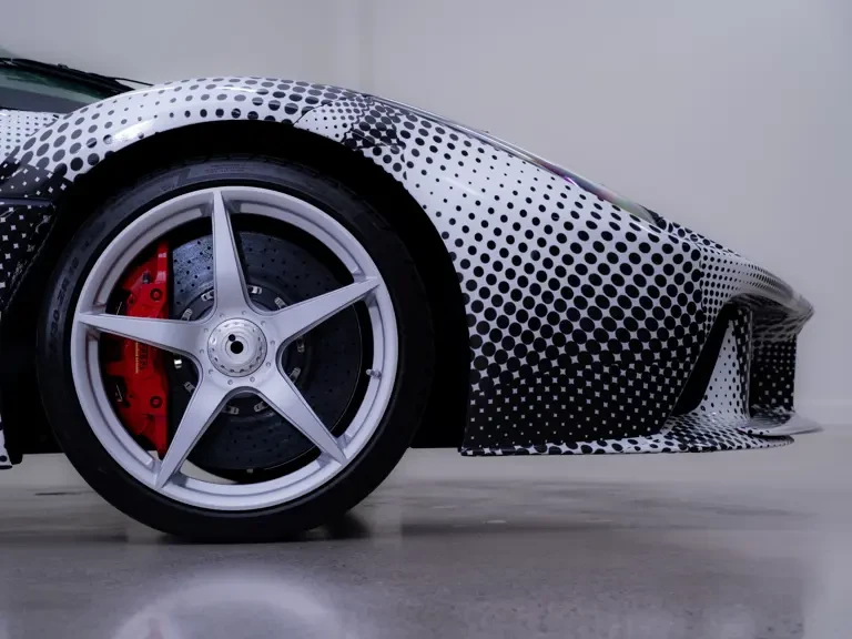 2012 Ferrari LaFerrari - Image 17 of 31