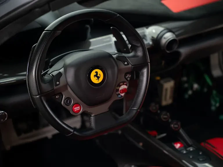 2012 Ferrari LaFerrari - Image 27 of 31