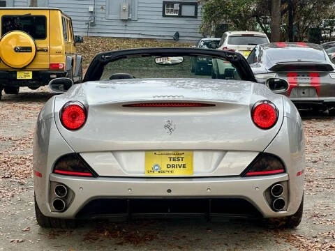 2012 Ferrari California - Image 13 of 19