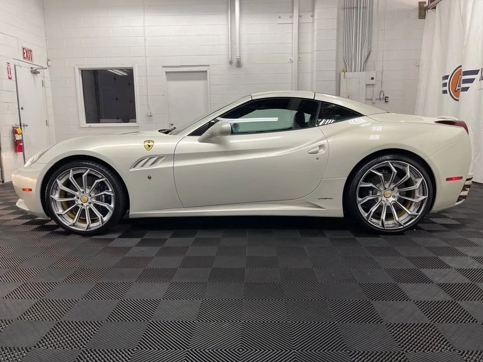 2012 Ferrari California - Image 5 of 18