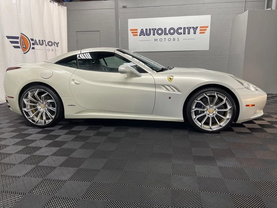 2012 Ferrari California - Image 11 of 18